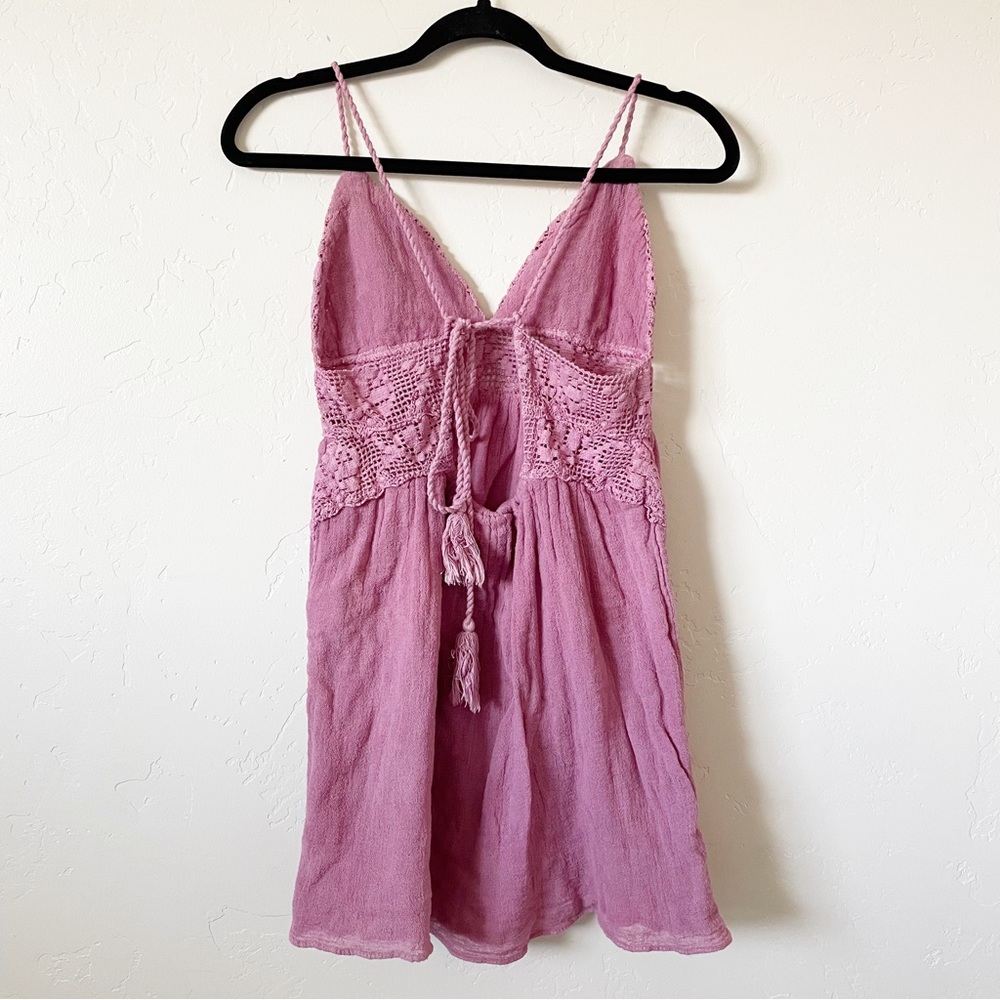 Jen's Pirate Booty Mauve Crochet Babydoll Tunic - Picture 4 of 8